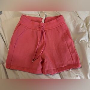Lululemon shorts size 6
